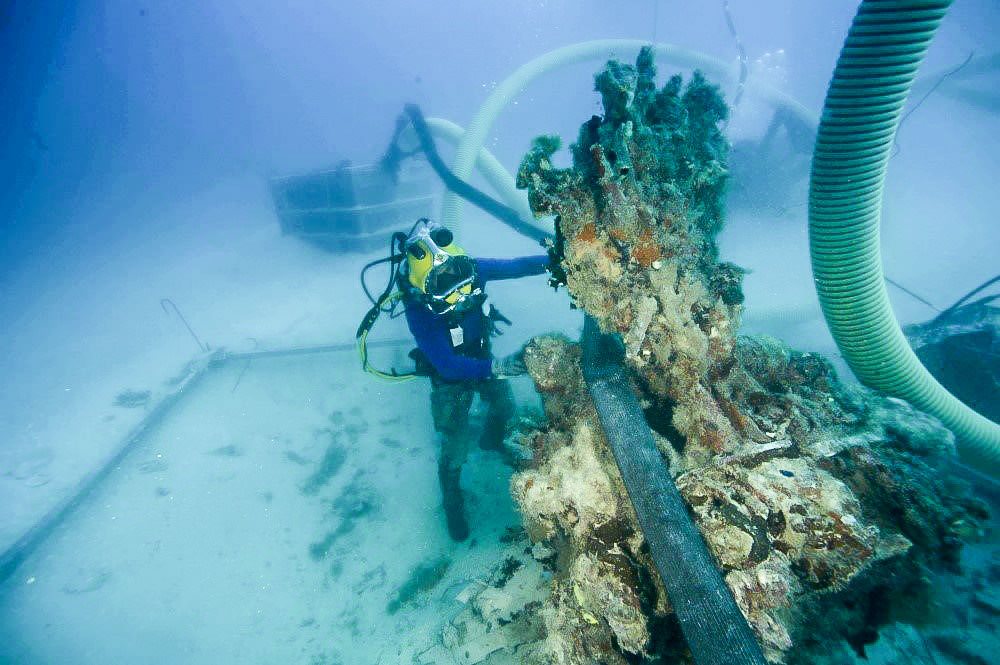 Navy Diver working scuba MIA recovery